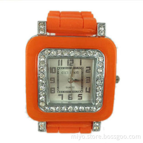 Kid's Silicone Watch, Convenient and Very Useful, Comes in Orange with Fancy Design
